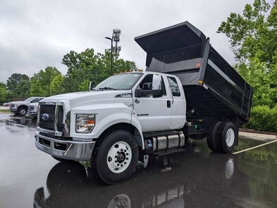 2023 Ford F-750SD Base